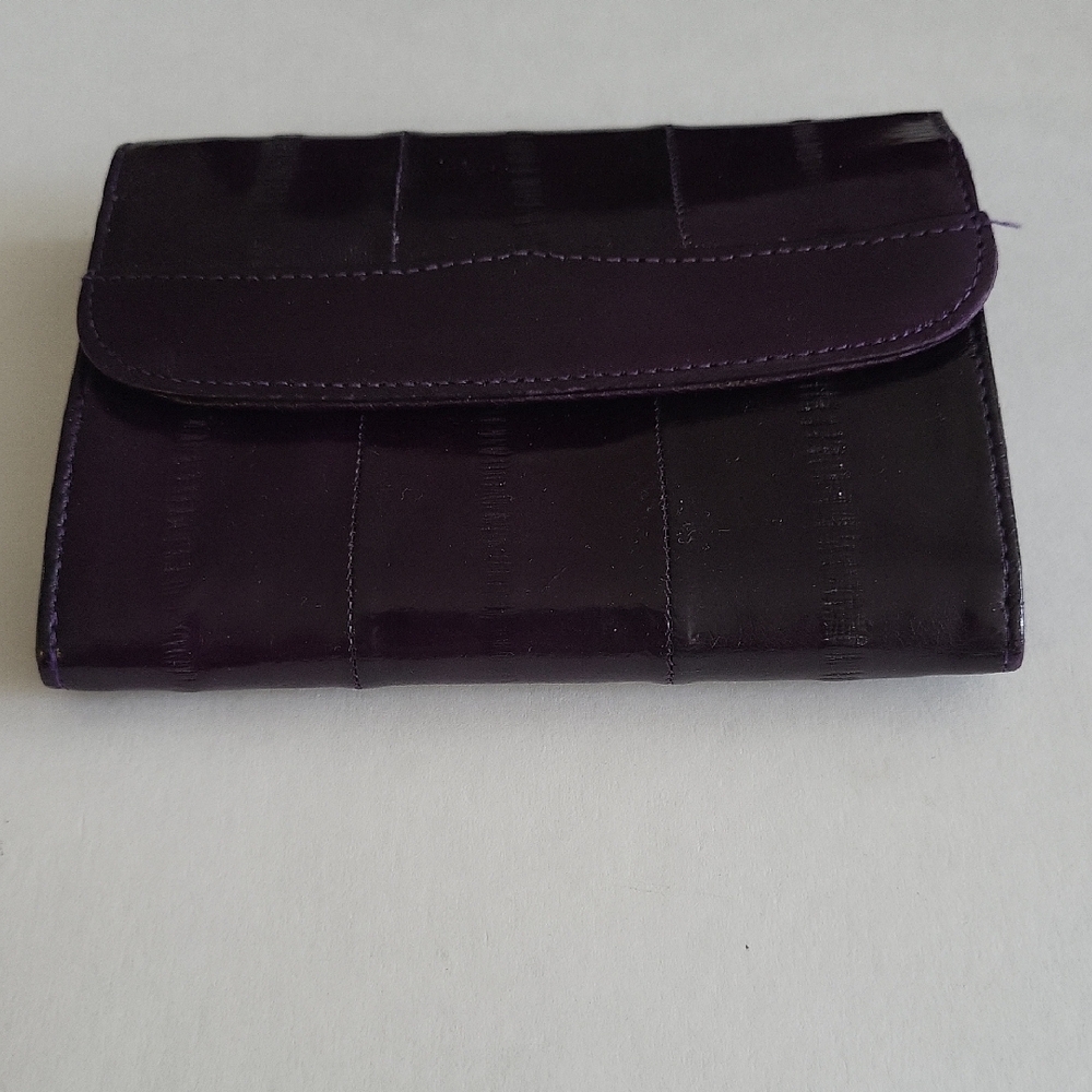 Purple El Skin  Wallet From Hawaii.